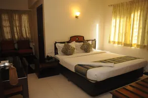 Suvarna Regency - Room