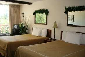 Passion Play Road Inn - Formerly Statue Road Inn - Chambre