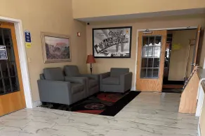 Super 8 by Wyndham Cozad - Lobby