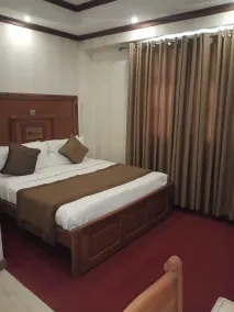 Dancourt Funfair Hotel - Rum