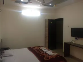 Iroomz VKG Complex - Chambre