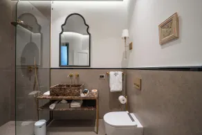 LaFe Boutique Hotel - Bathroom