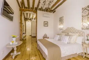 Oriente Palace Apartments - Zimmer