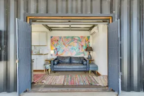 Private Dock & River Views: Modern Gem in Waterloo - Interior