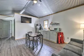 Quaint Tallassee Cabin: Stone Creek On-site! - Innvendig