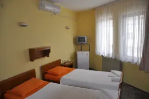 Dikili Pansiyon - Room