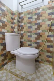 Hotel O Restu Inn - Bathroom