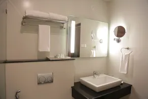 Rangalaya Royal - Bathroom