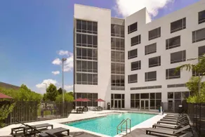 Kompose Boutique Hotel Miami Airport  - Piscine