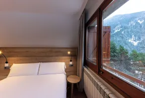 Hotel Restaurant Camp del Serrat - Room