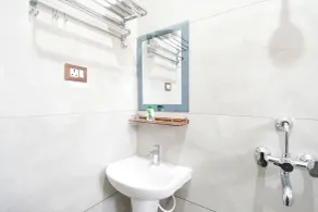 HOTEL SUSHREE INTERNATIONAL - Bathroom