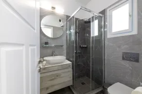 Eutuxia Rooms & Studios - Bathroom