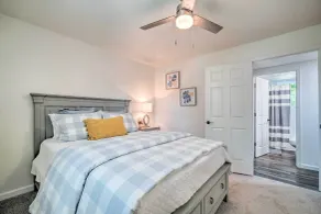 Updated Knoxville Home w/ Media Room + Patio! - Interiør