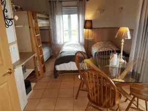 Eyjasol Cottages - Chambre