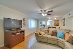 Oak Ridge Retreat w/ Porch < 1 Mi to Downtown - Innvendig