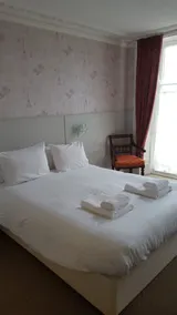 Alexandra Hotel - Chambre