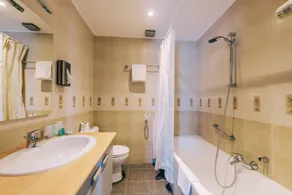 Hotel De Kalvaar - Badezimmer