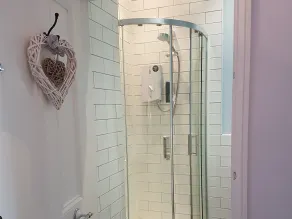 Heritage View Guest House - Bathroom