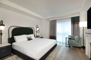 Pennyweight Hotel Boston, Curio Collection by Hilton - Room