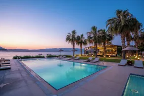 Med-Inn Hotel - Pool