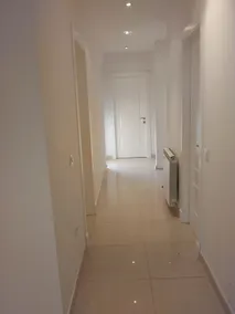 Casa Miguel & Sally, 16 km Leon, 3 km Galizien-Barcelona Autobahn, 31 Personen - Eingangsbereich