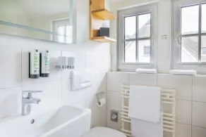 Boutique-Hotel STRANDHAUS Ahrenshoop - Badeværelse