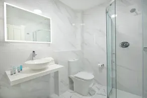 The Western Hotel - Bathroom