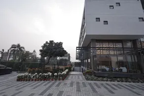 Moolchand Resort - Front of property