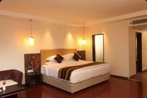 The Altruist Wagholi Hotel - Camera