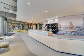 ECLA Paris Massy Palaiseau - Resepsjon