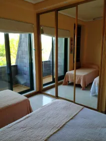 Apartamento Samil Primera Línea de Playa 1J - Værelse