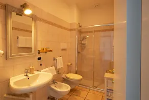 Hotel Orso Bruno - Bathroom