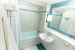 Hôtel Campanile Soissons - Salle de bain