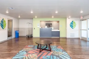 WoodSpring Suites Buford near Mall of Georgia-Lake Lanier - Lobby