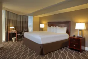Hilton Houston Westchase - Chambre