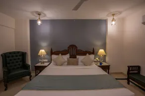 35 Sahakar Suites - Camera