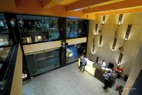 Nirula's Hotel - Recepción