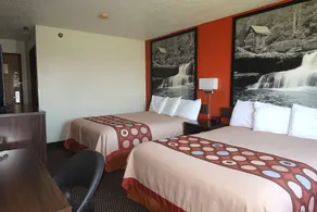 Hillside Inn & Suite - Chambre