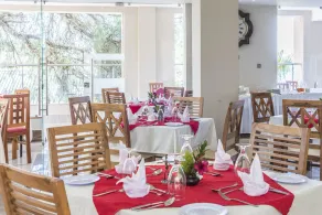 Three Steers Hotel - Restaurant