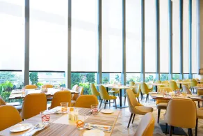 M World Hotel - Restaurant