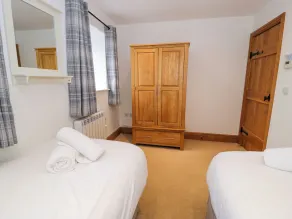 Cornel Glyd - Chambre