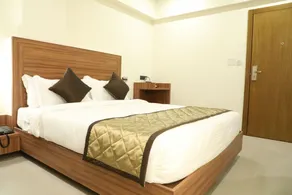 Kyriad Hotel Solapur by OTHPL - Room