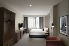 DoubleTree by Hilton Hotel Melbourne - Flinders Street - Room