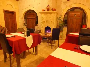 Dilek Tepesi Cave Hotel - Restaurant