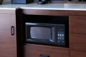 Kansas City Airport Marriott - Room