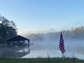 Lakefront Sparta Home w/ Private Pool & Dock! - Interiör