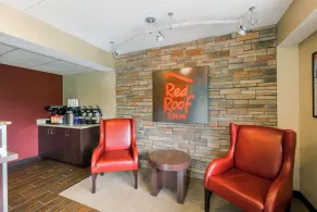 Red Roof Inn Boston - Southborough/Worcester - Lobby