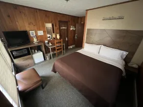 Smoky Falls Lodge - Chambre