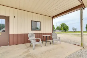 Montrose Studio Getaway w/ Covered Patio - Interior
