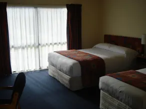 The Peaks Motor Inn - Chambre